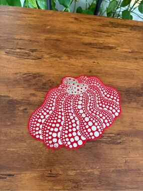 POST CARD Love Forever Dancing Pumpkin - Yayoi Kysama